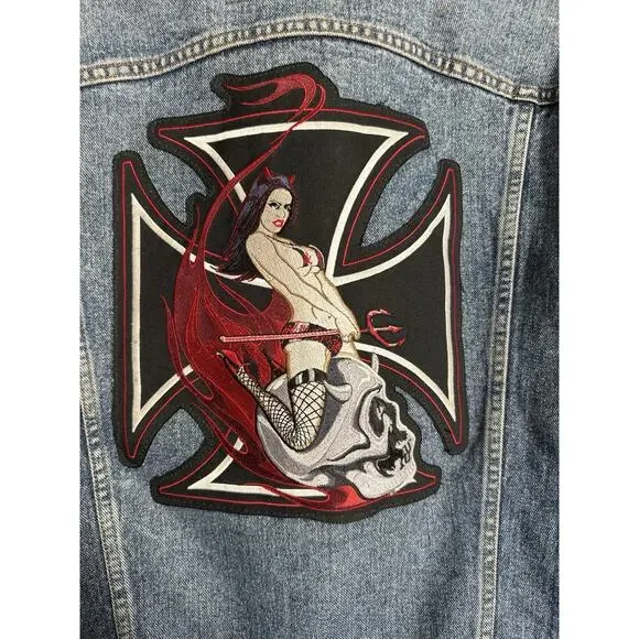 Levi’s 70507 Denim Trucker Jacket Indian Biker Patch Y2K Size M